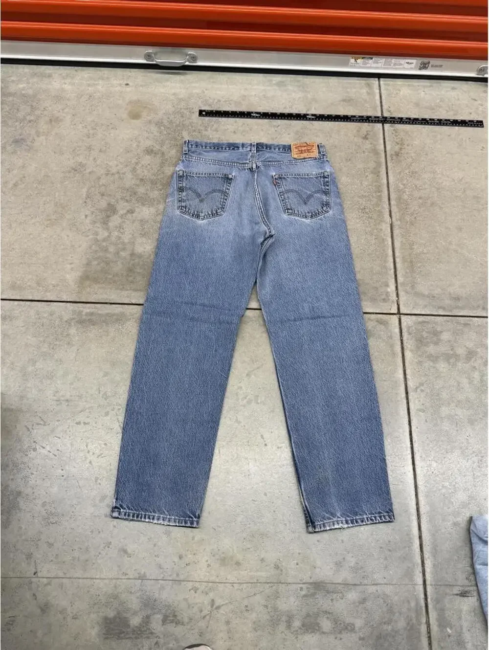vintage levis 550 faded blue relaxed baggy fit jeans size 36 x 34